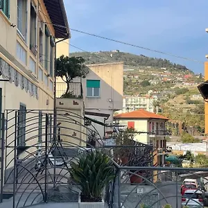  Appartamento Casa Visconti, Bordighera, Vista Mare